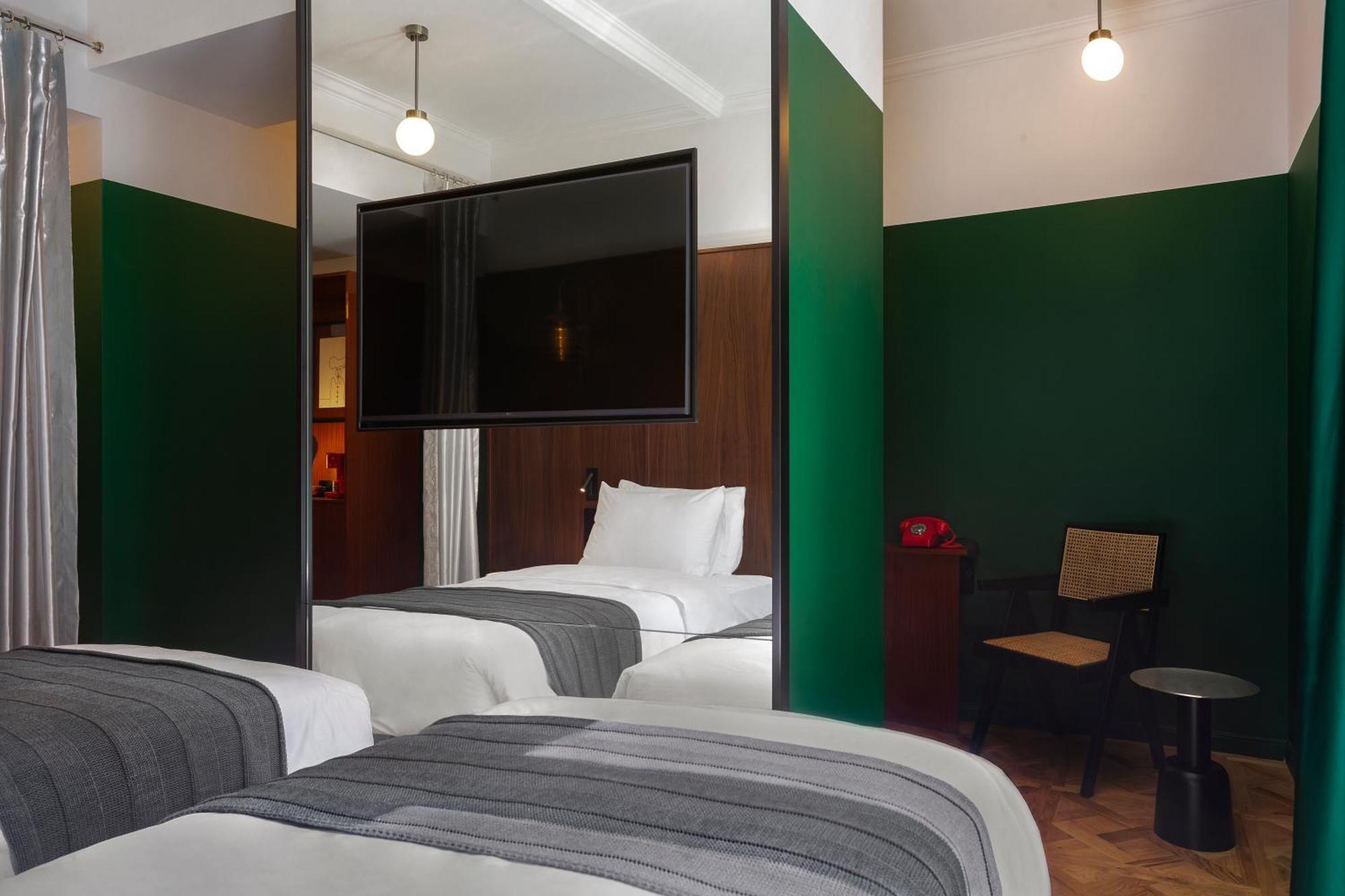 Hotel Afisha Tbilisi Exteriör bild